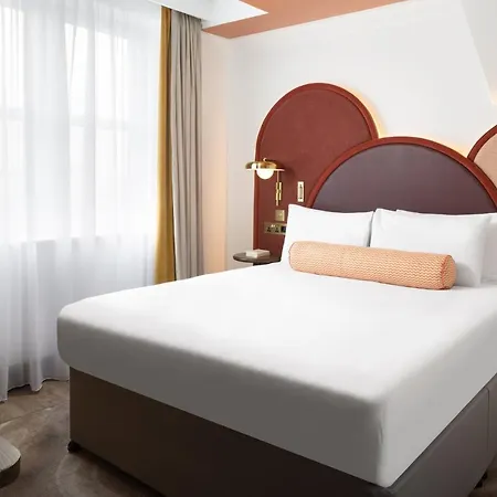 The Welbeck Hotel By Ihg London Exterior photo